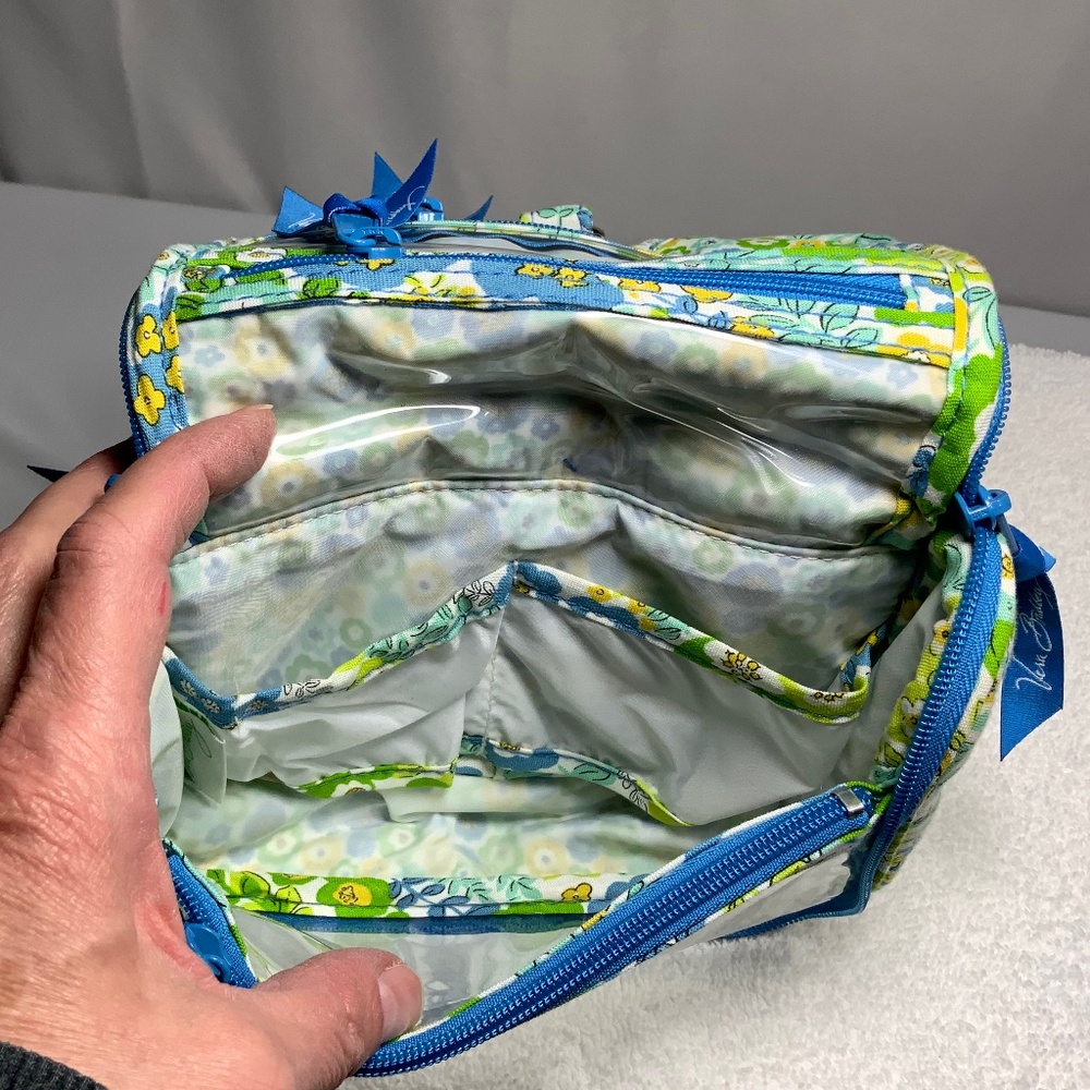 NWOT - Vera Bradley Cosmetic Travel Bag - Picture 7 of 7